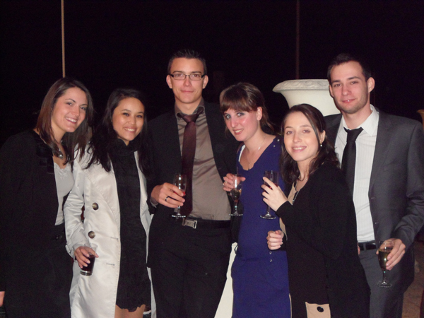 Deauville 2011, Concours de n�gociation. Les 6 etudiants du Master Vente
